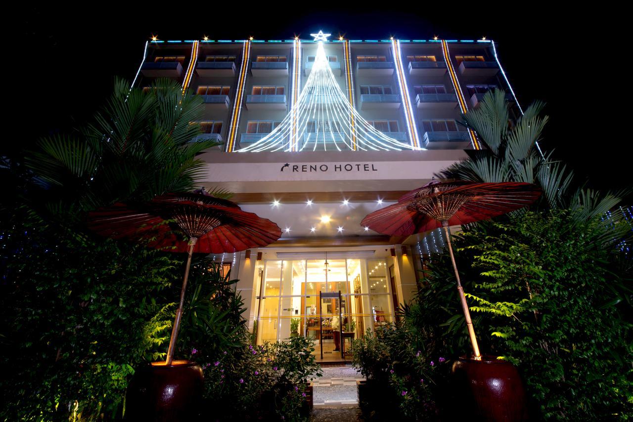Reno Hotel Yangon Bagian luar foto