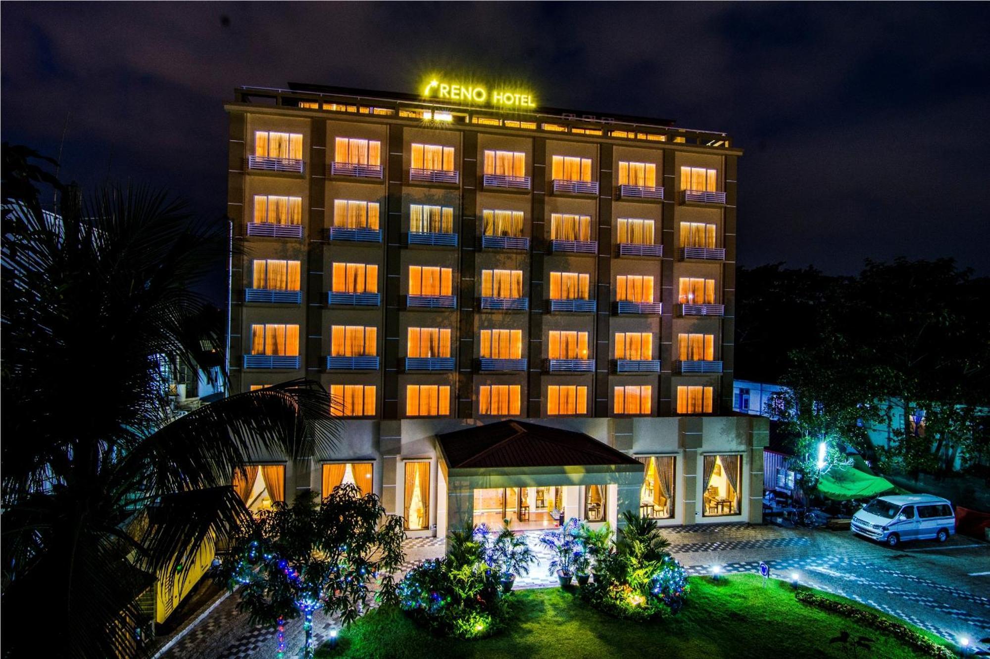 Reno Hotel Yangon Bagian luar foto